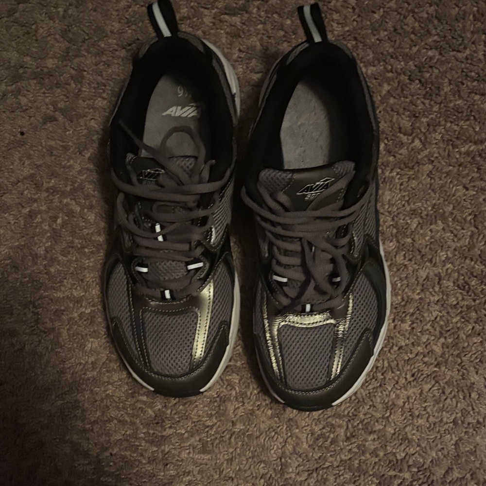 Avia Black and Gray Running Sneakers